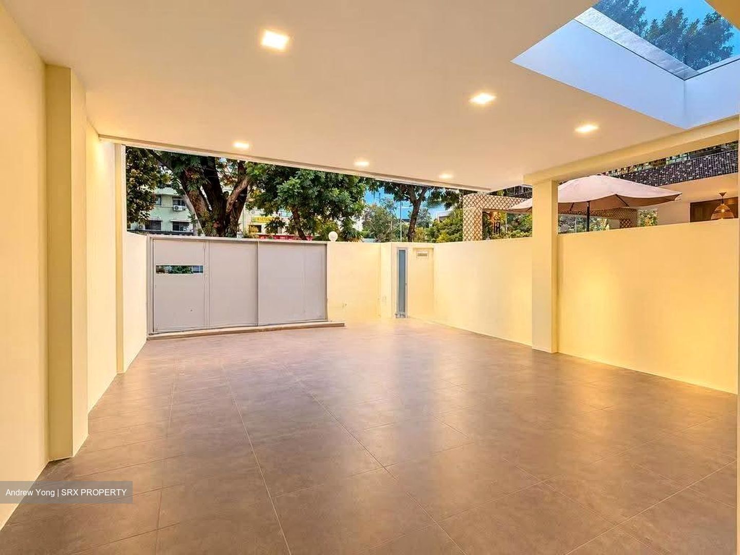 Sennett Estate (D13), Terrace #632978881